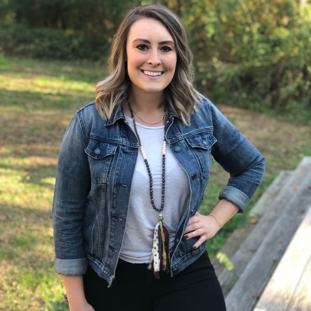 Meet your Posher, Kayla